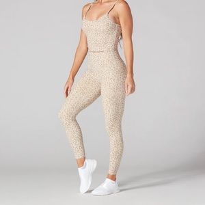 TAVI ATHLETIC/ALTHLEISURE SET! Size XL